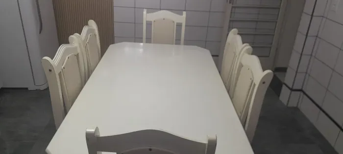 Mesa de madeira rústica