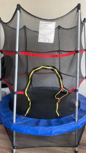 * ? Mini Cama Elástica Infantil com Rede de Proteção.