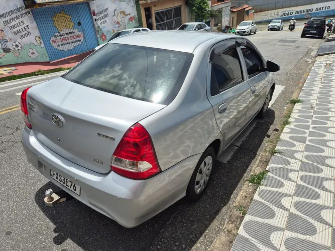 Toyota Etios X Sedan 1.5 Flex 16V 4P Mec. 2018