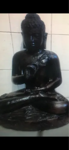 Buda de pedra vulcânica 60 cm importado de Bali