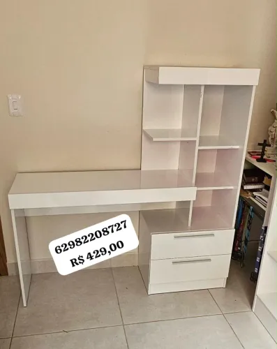 Mesa estudo/ entregamos e montamos