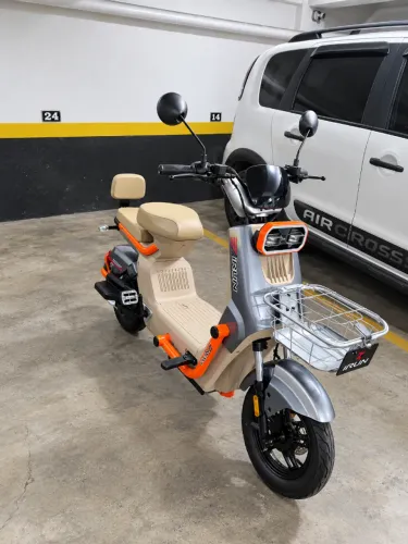 IRun v70s 1000w Scooter elétrica