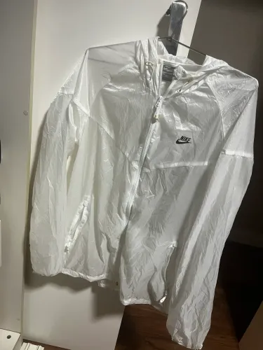 Nike corta vento Branco nunca usado original 