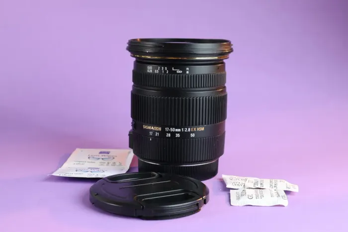 Sigma 17-50mm DC EX HSM OS Canon