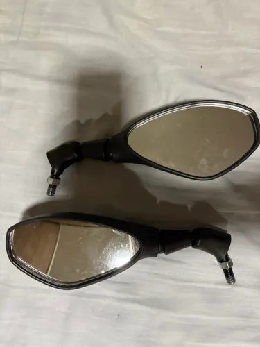 VENDO RETROVISOR BMW REBAIXO