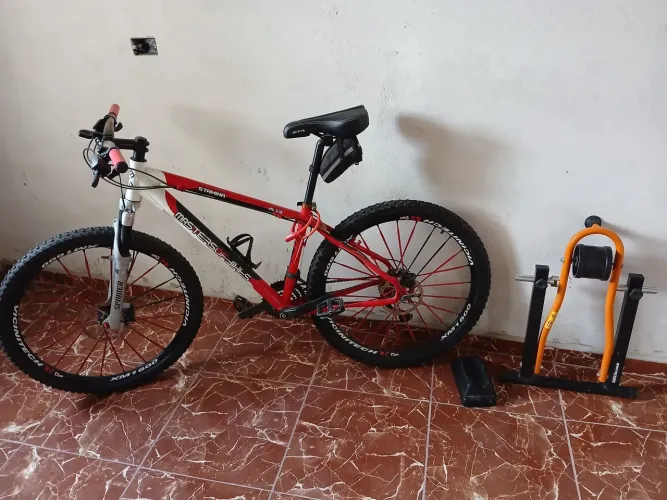 Bicicleta MTB
