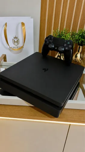 PlayStation 4 Slim 1TB