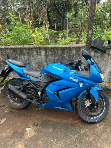 Kawasaki ninja 250r 11500