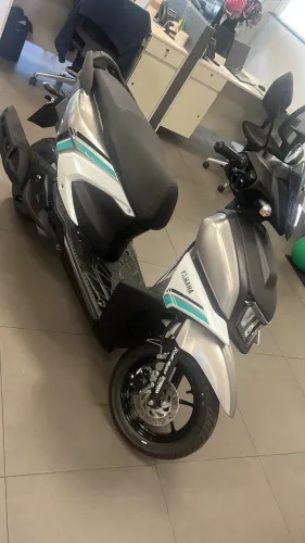 Motocicleta Yamaha Ray ZR 125Cc