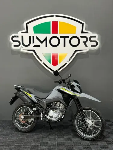 HONDA BROS 160 SEM DETALHES DE USO PRATICAMENTE 0KM EMPLACADA SUL MOTORS 