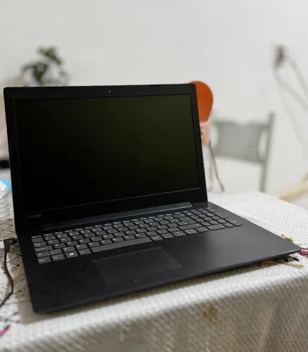 Vendo Notebook Lenovo Ideapad 320