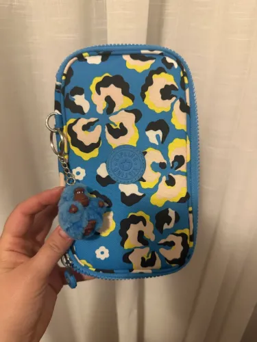 Estojo Kipling mais brinde