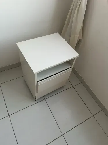 Mesa de cabeceira