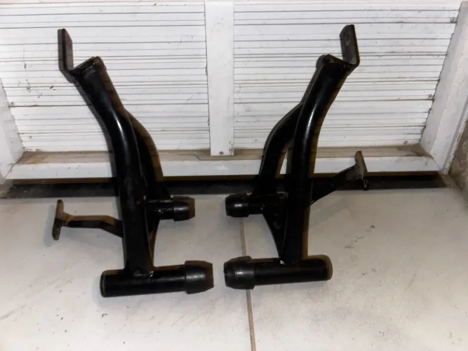 Suporte de Moto 160 2025/2026 