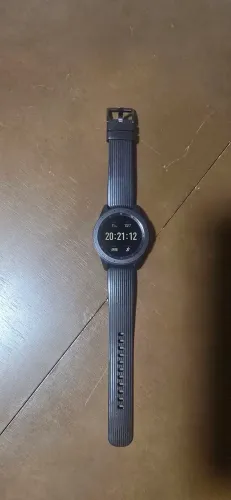 Smartwatch Samsung SM-R810
