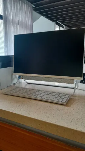 Desktop Dell Inspiron 5400 AIO séries W24C
