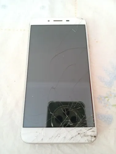 Celular Asus ZenFone - LEIA