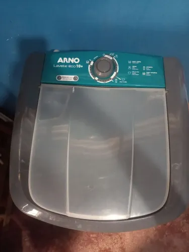 Tanquinho de lavar roupa
