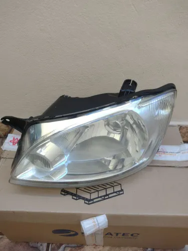 Farol original Corsa Classic 2011 em diante 