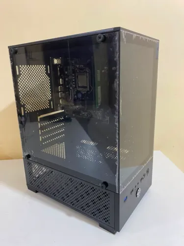 Cpu 8g de ram da fury na caixa nunca usada. Ta no plástico ainda.