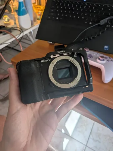 Sony ZVE10