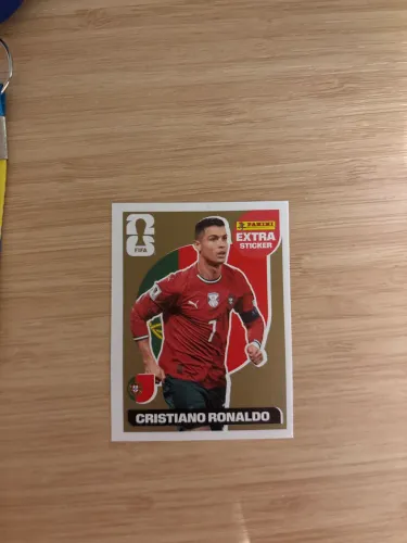 Figurinha Cristiano Ronaldo legend gold cr7