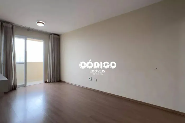 Apartamento em frente Igreja no Jardim Sao Judas, com 2 dormts, 58 m² - Vila São Judas, Gu