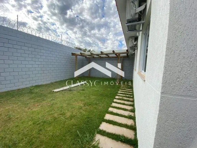 Casa Condomínio fechado em Laranjeiras, Uberlândia: 130 m² úteis, 3 quartos (1 suíte) e la