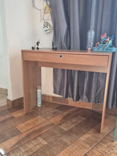 Vendo escrivaninha