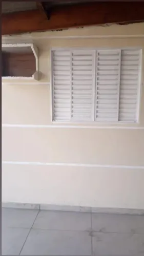 Vendo Casa de 140 mil na vila Carlota 