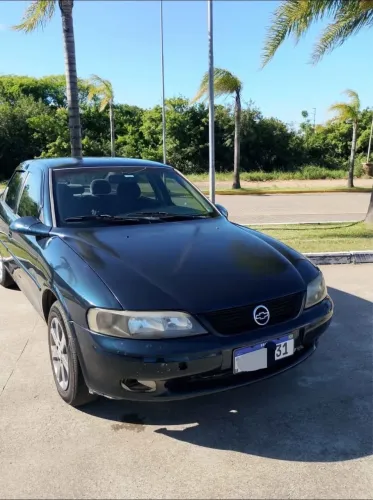 Chevrolet Vectra CD 2.2 16V / 2.0 16V Mec./aut. 1999