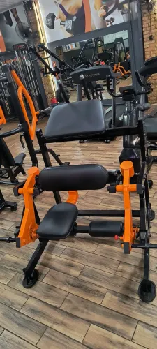 FLEXORA EM PÉ MAQUINA