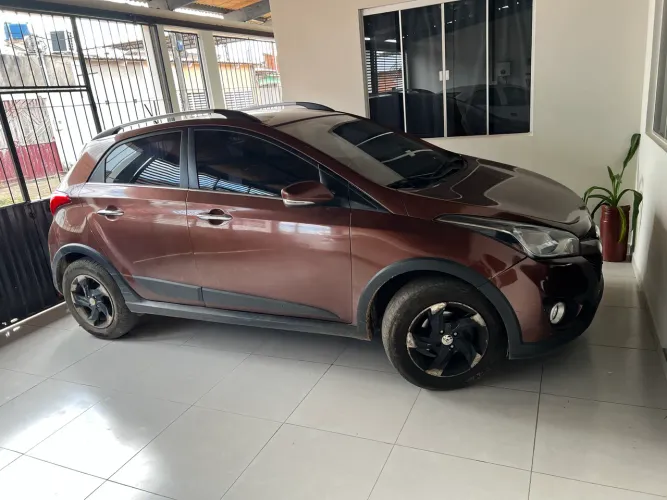 Hyundai HB20X Premium 1.6 Flex 16V Aut. 2014