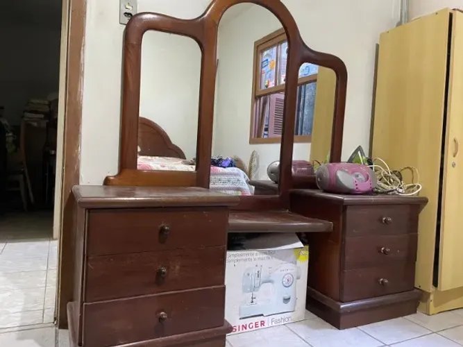 Vendo penteadeira antiga