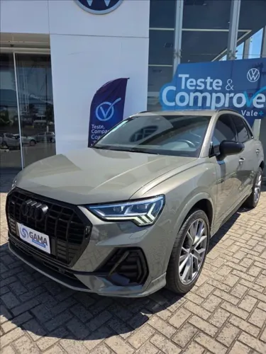 Audi Q3 Perf. Black 2.0 TFSI Tiptr. Quattro 2024