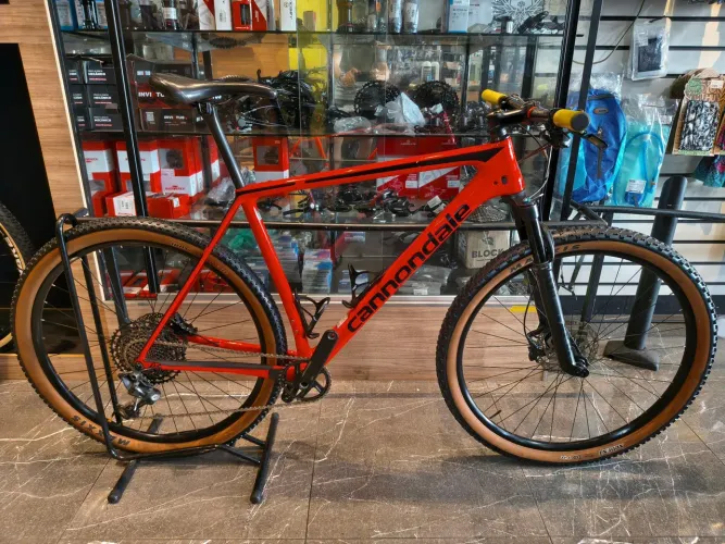 Cannondale 29 carbon Ht tamanho 21 ( XL )
