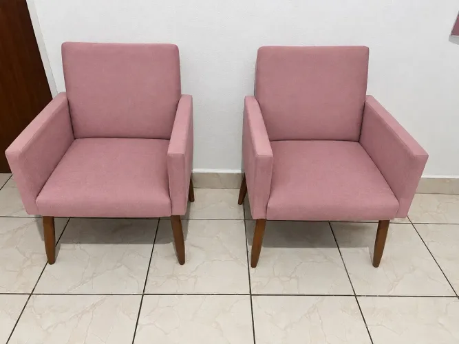 Vendo duas poltronas