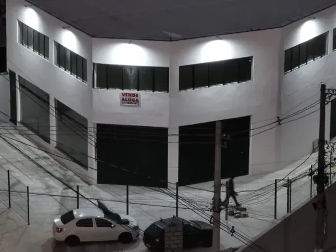 Galpão Comercial para locação ou venda em ótima localização Jd. Arapongas