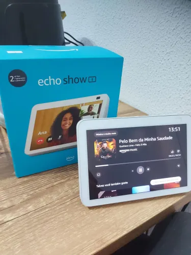 Echo show 8