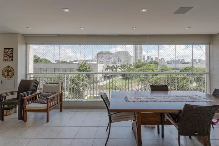 Apartamento à venda na Granja Julieta