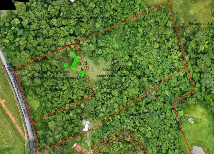 Terreno de 25 382,7m²