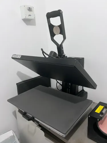 PRENSA TÉRMICA PLANA - 40CM X 60CM - BASE DESLIZANTE