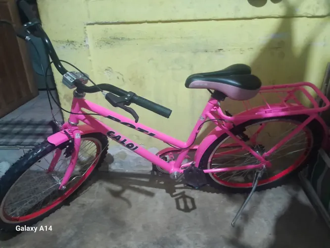 Vende-se bike feminina