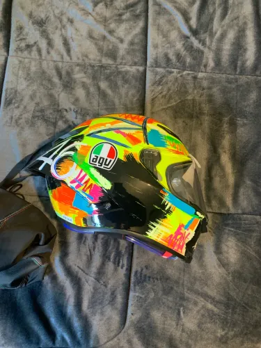 Capacete agv pista gp rr