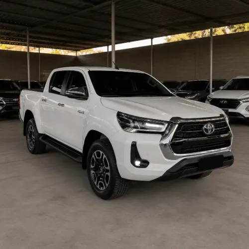 Toyota Hilux CD SRX 4X4 2.8 TDI 16V Diesel Aut. 2025