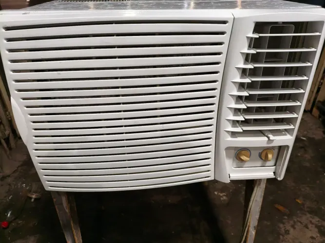 Ar-condicionado janela 12.000 BTU 127 volts