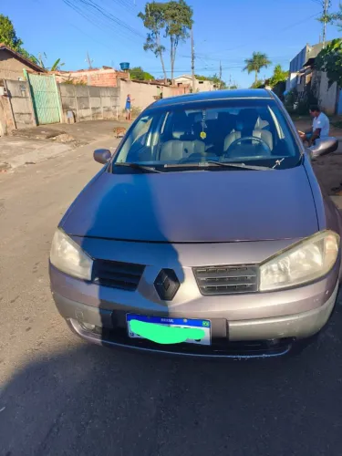 Renault Megane Sedan Dynamique 2.0 16V Aut. 2008
