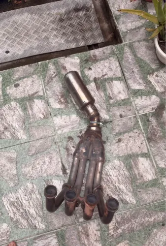 Escapamento XJ6, só o cano 