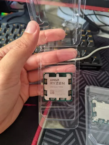 Processador AMD Ryzen 7 7700X, 5.4GHz Max Turbo Cache 40MB, AM5, 8 Núcleos Vídeo Integrado