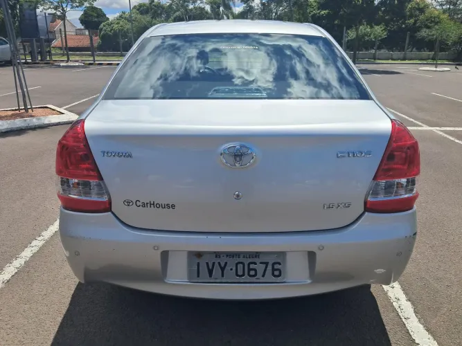 Toyota Etios XS Sedan 1.5 Flex 16V 4P Mec. 2015